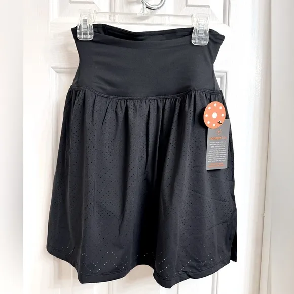 Copper Life Women's Pro-Grade Lower Back Support Black Skort/Wicking Active Wear