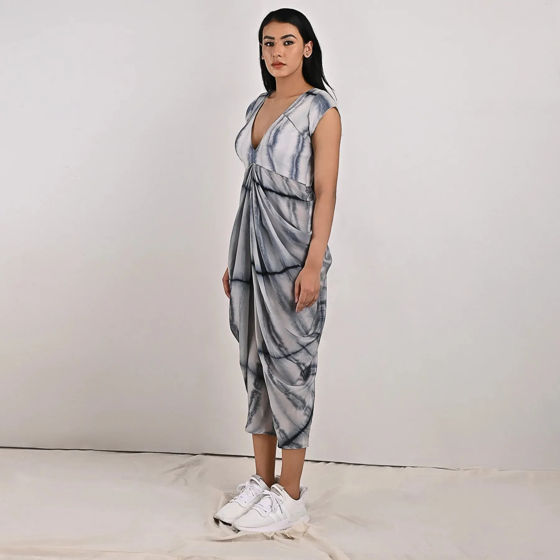DIANA- GREY