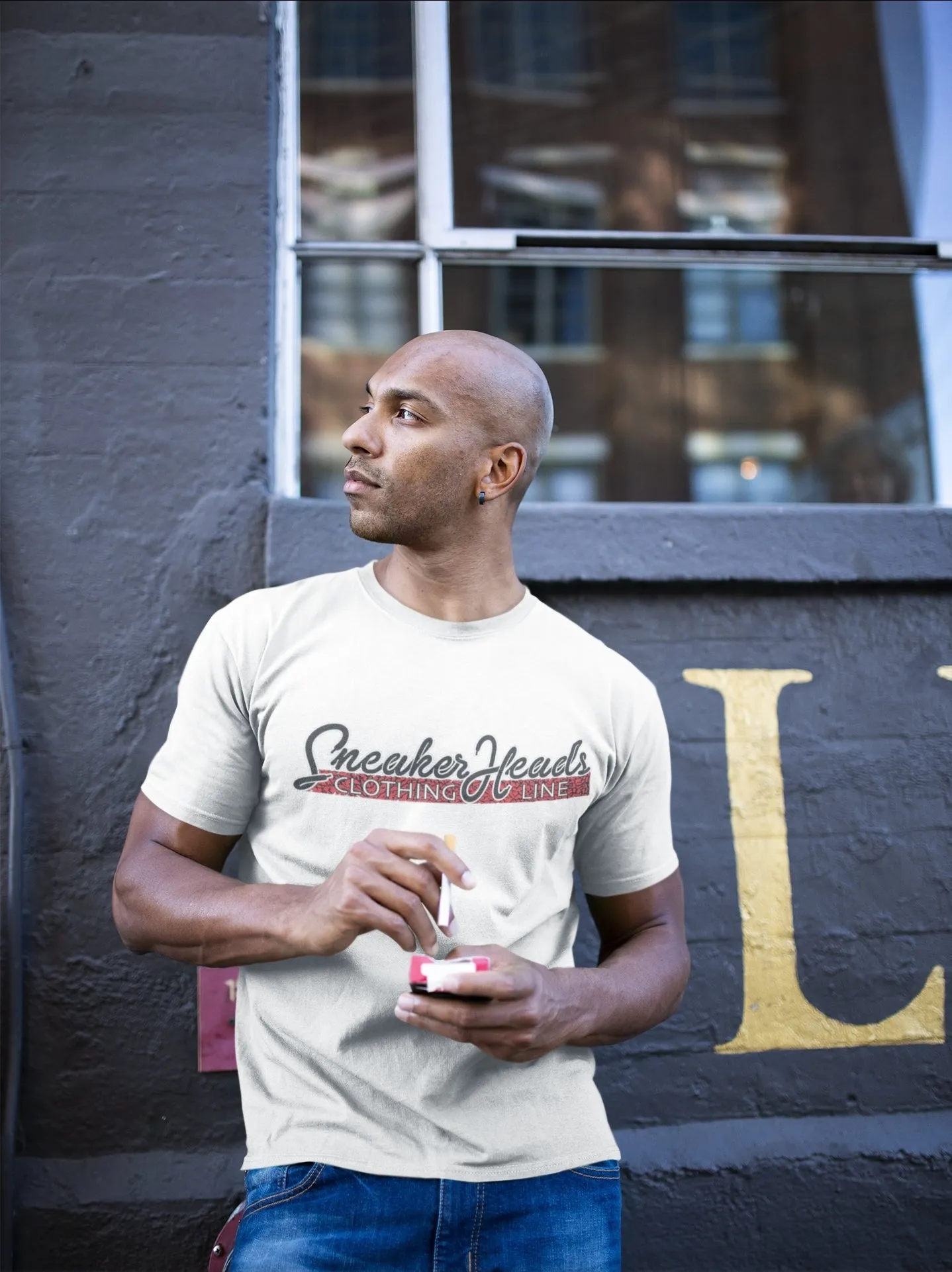 Exclusive SNEAKERHEADS CLOTHING LINE LE Shirt