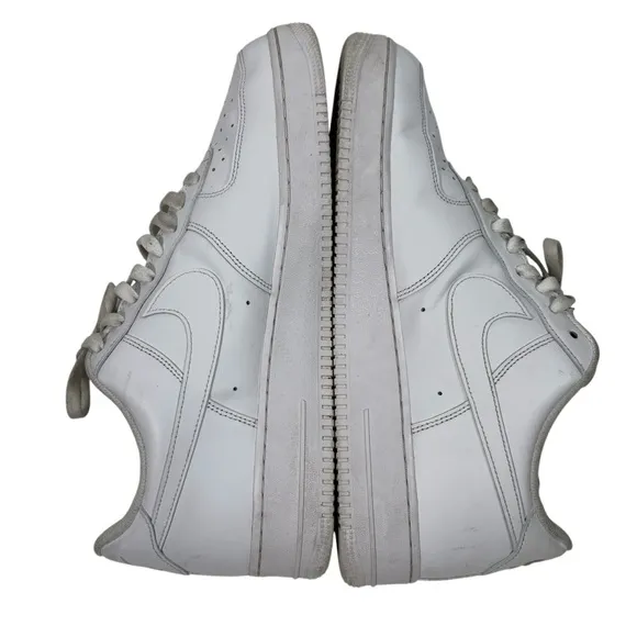 Nike Air Force 1 Low Top Lace Up Sneakers Shoes Mens 13 White Streetwear Casual