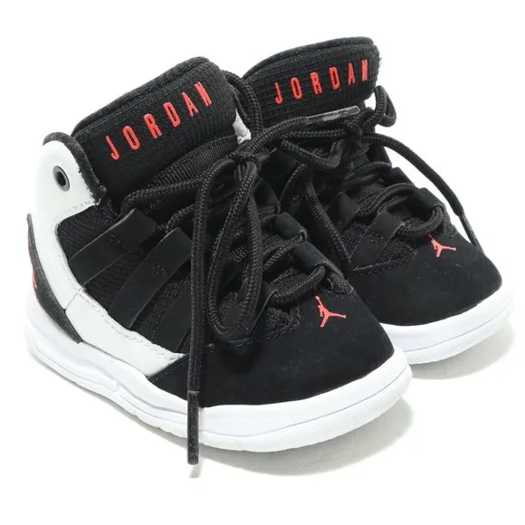 Nike Air Jordan Max Aura Toddler US4C UK3.5 EUR19.5 CM10 Black White Red