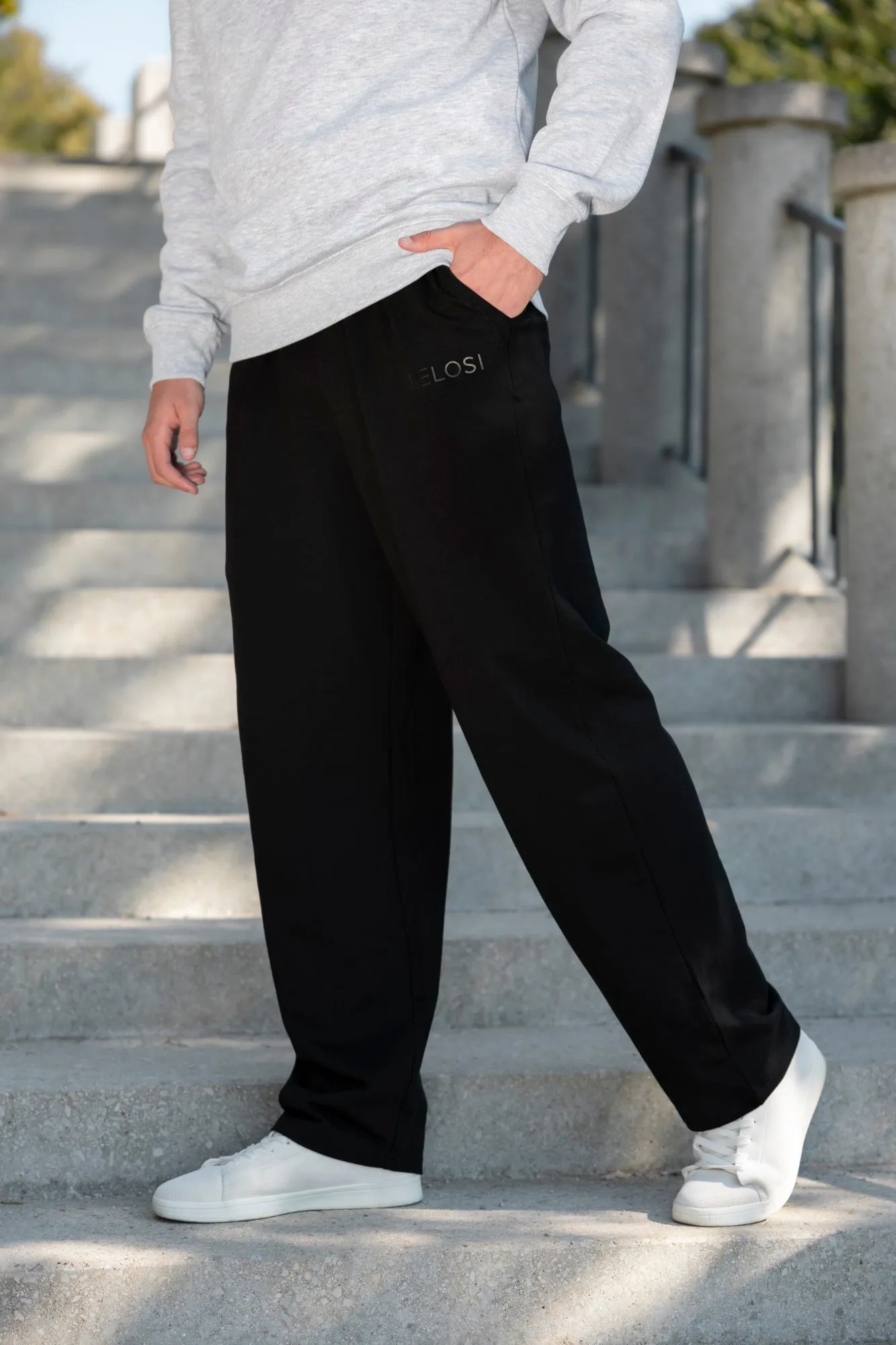 Trackpants Mike