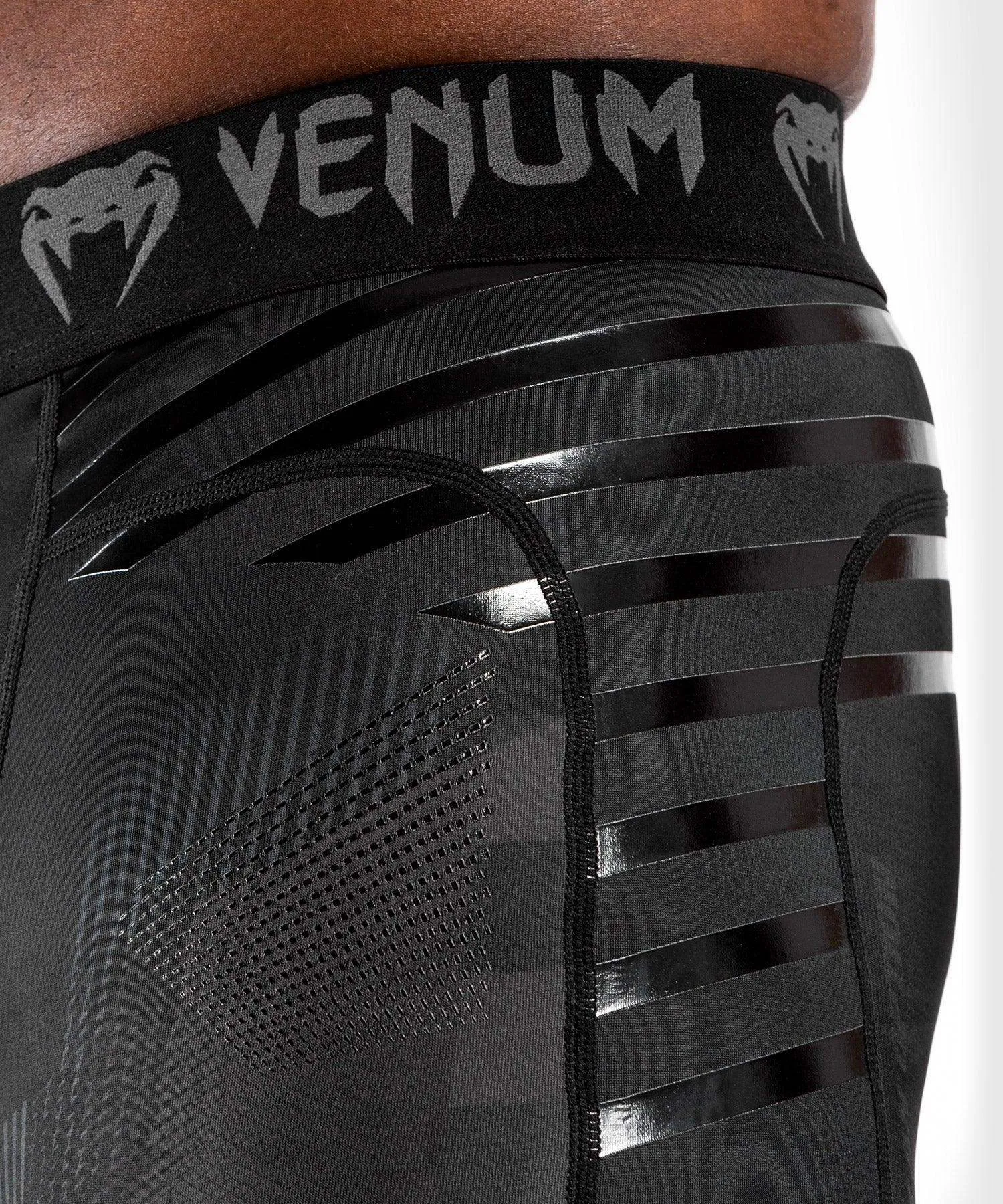 Venum Skull Vale Tudo Shorts