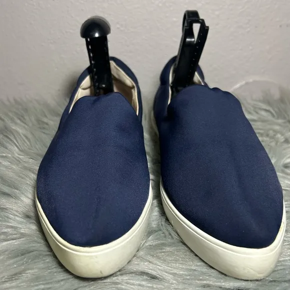 Vince Satin Pointed Toe Slip On Sneaker Navy Blue Navy Slip-On Sneakers Sz 8.5