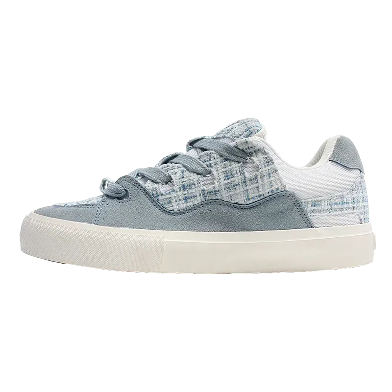 VougeVamp Women's Korean Fashion Canvas Sneakers – Trendy Platform Board Shoes for Casual Wear