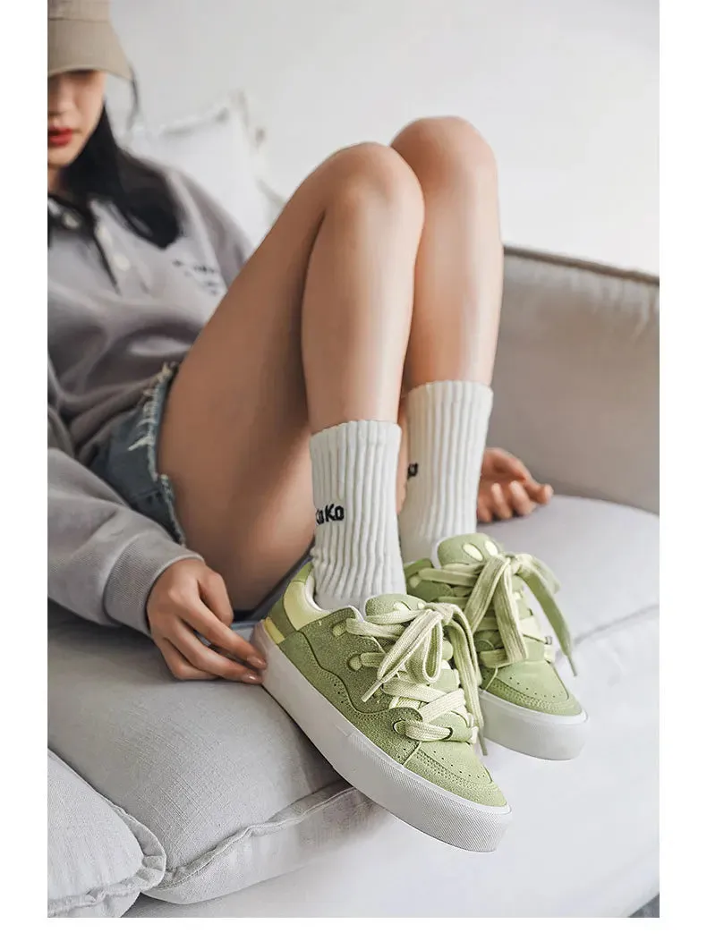 VougeVamp Women's Korean Fashion Canvas Sneakers – Trendy Platform Board Shoes for Casual Wear